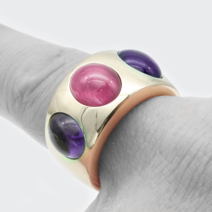 CabochonRing mit rosa Turmalin und Amethysten CabochonRing mit rosa Turmalin und Amethysten