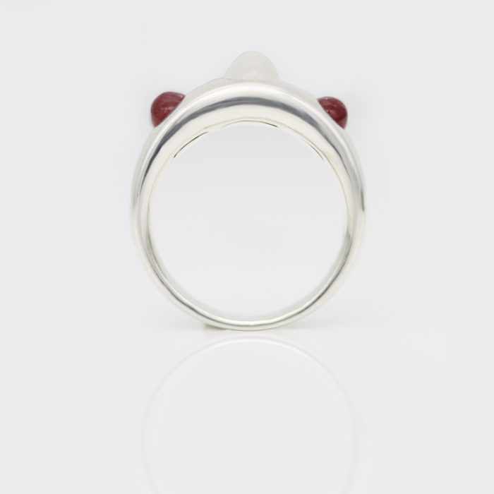 CabochonRing mit Mondstein und Granaten CabochonRing mit Mondstein und Granaten
