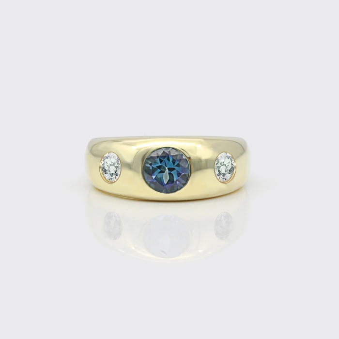 Bandring mit Londontopas und Brillanten Bandring mit Londontopas und Brillanten