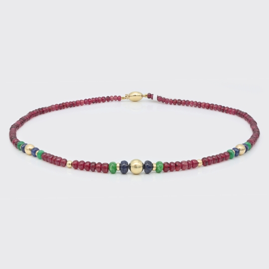 Rubinkette mit Goldkugeln